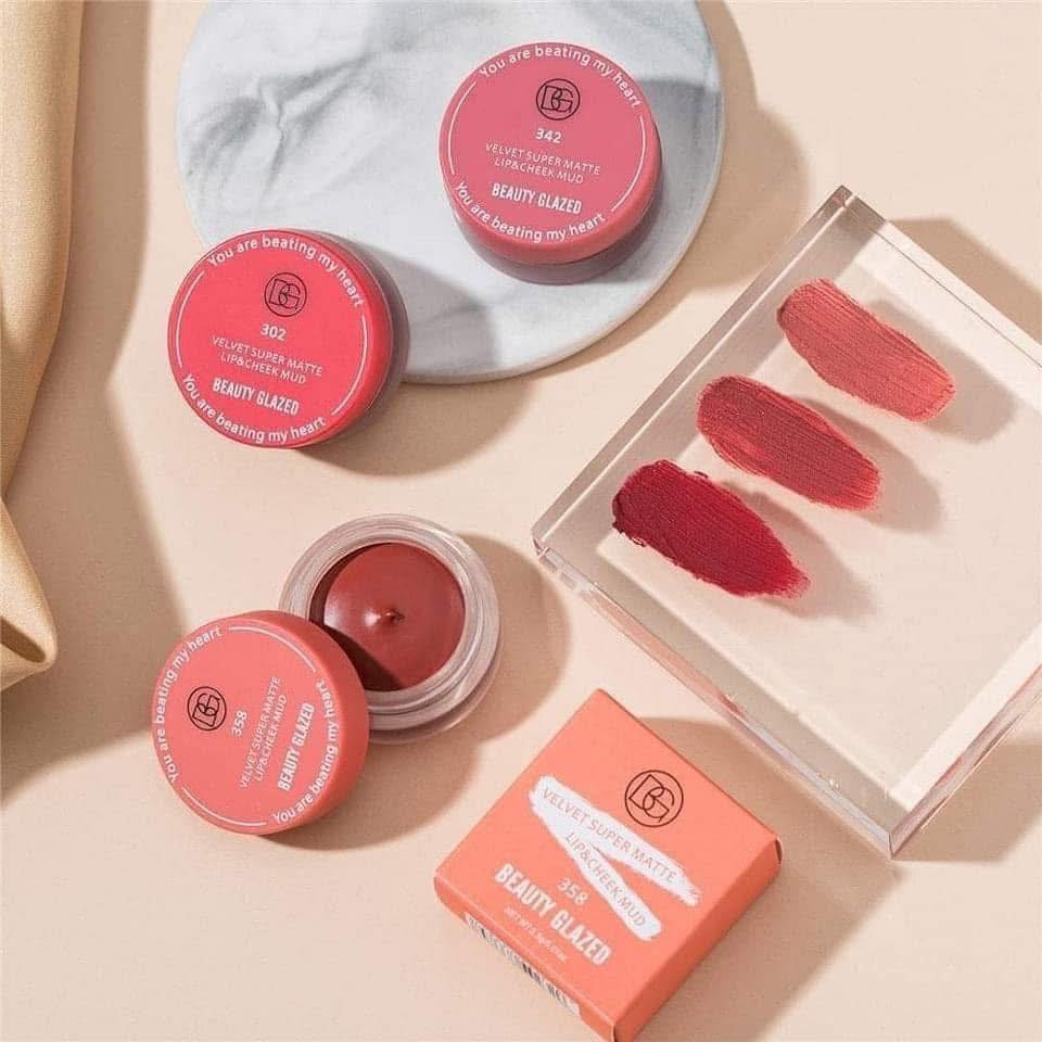 Beauty Glazed Velvet Super Matte Lip & Cheek Mud